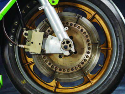 1982-kawasaki-kr500-wheel